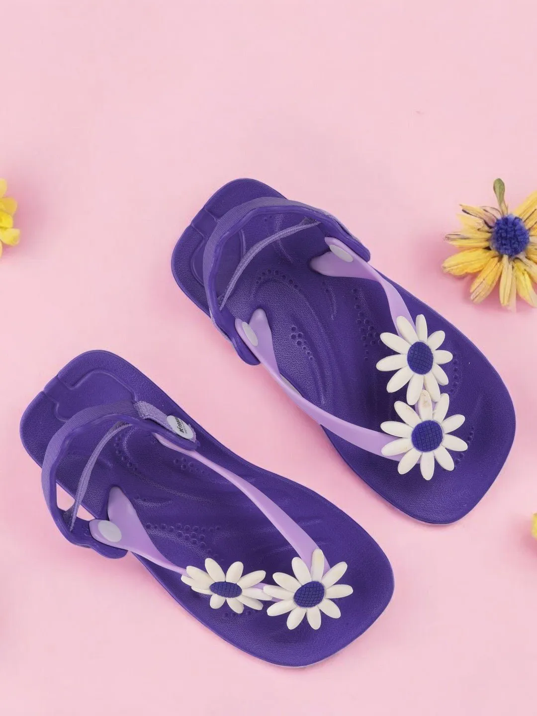 Adorable Daisy Design Sandals for Girls - Purple and White