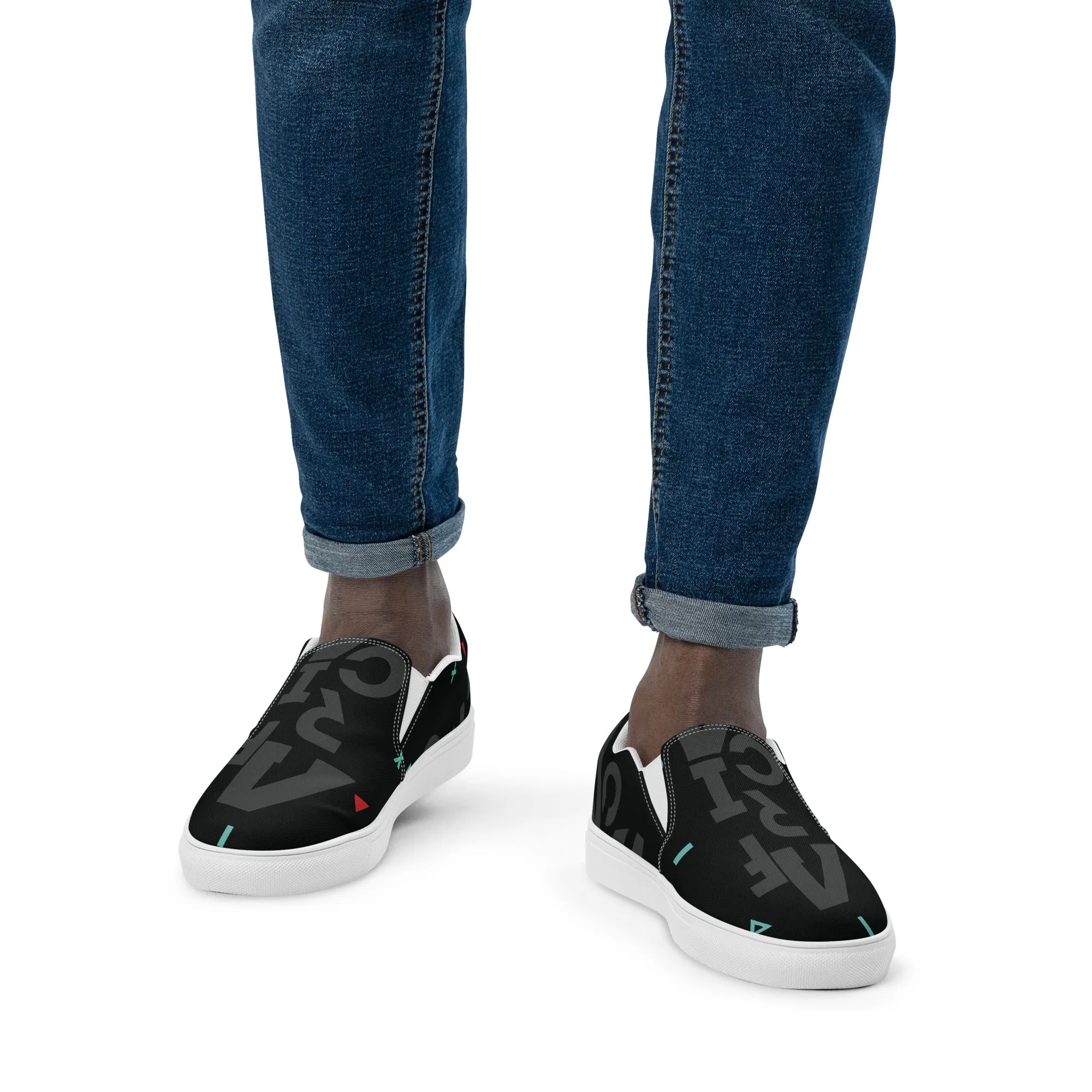 AFRICA IS THE FUTURE Men’s Slip-On Canvas Shoes