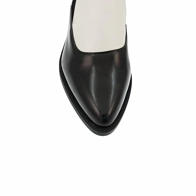 Circus by Sam Edelman Farrah Snow White/Black Slip-On Pointed-Toe Synthetic Loafers Flats