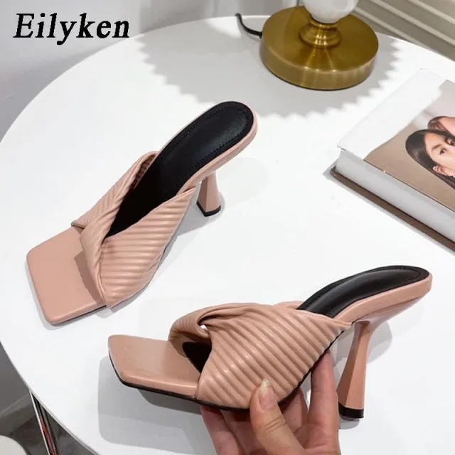 EILYKEN Ebullient Square Toe Slip-On Shoes