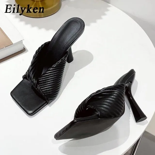 EILYKEN Ebullient Square Toe Slip-On Shoes