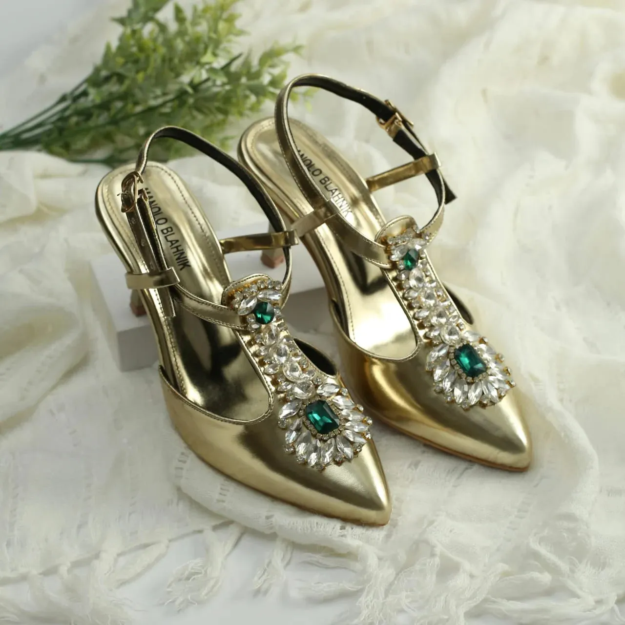 MANOLO FANCY BRIDAL HEELS
