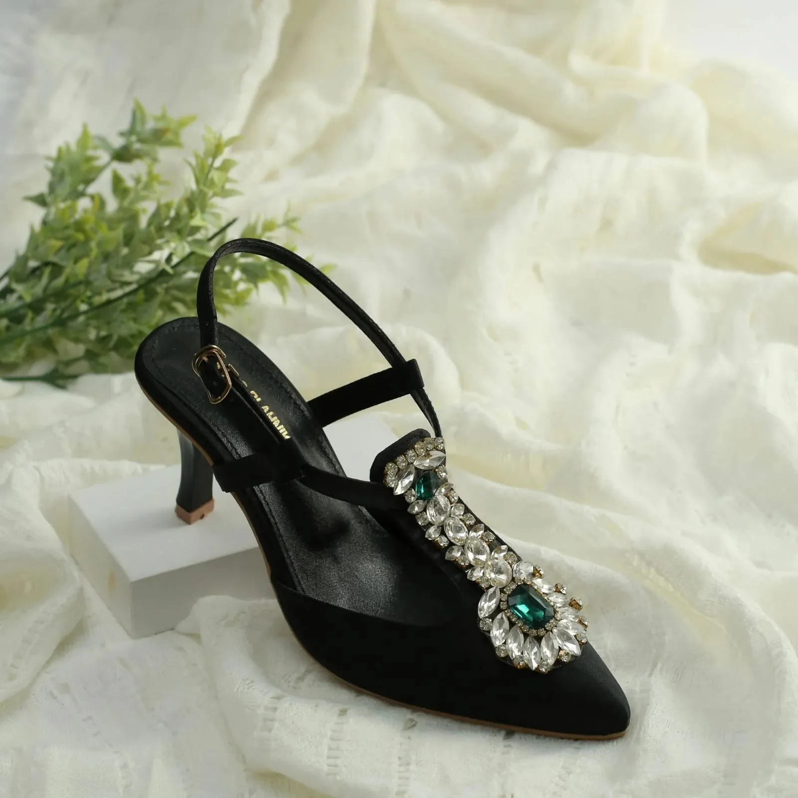 MANOLO FANCY BRIDAL HEELS